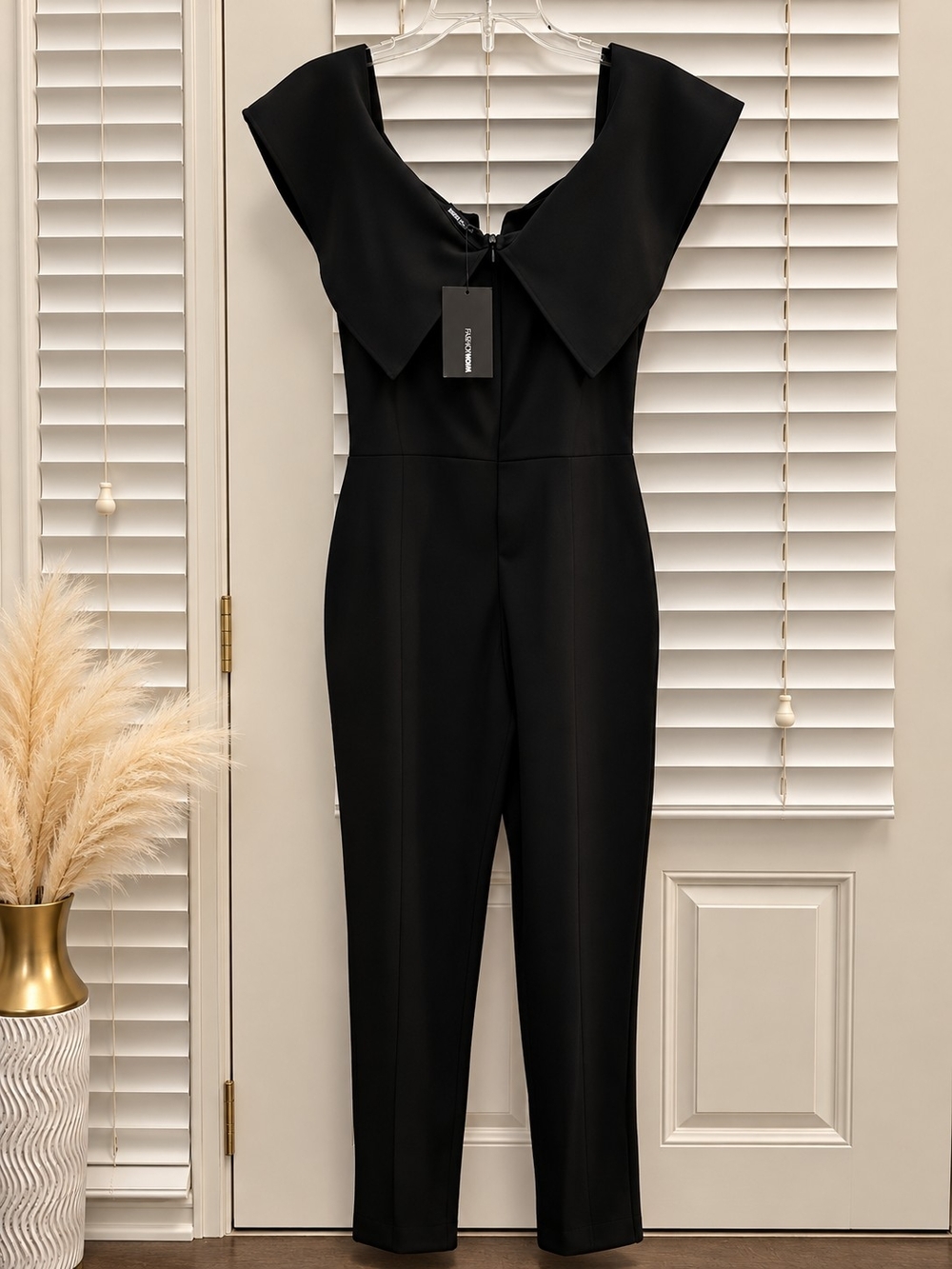 Fashion Nova Black Tailored Jumpsuit with Dramatic Collar